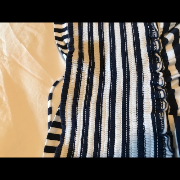 American Eagle strapless cotton top. Medium. - Picture 4 of 4